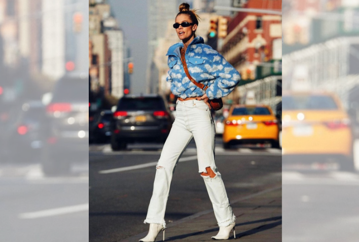 White jeans is clean and crisp trend for New York fashion style.