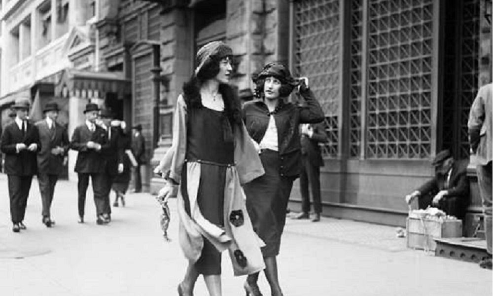 The Top1920s Fashion Trends That Made the Roaring Twenties Roar